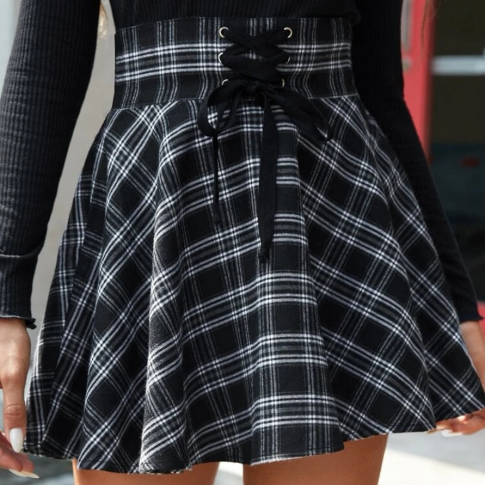 Lace Up Front Flared Skirt